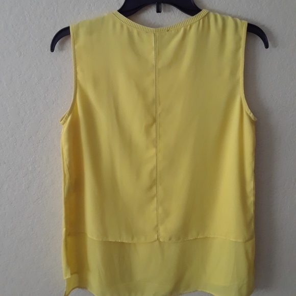 Yellow blouse - Picture 3 of 6